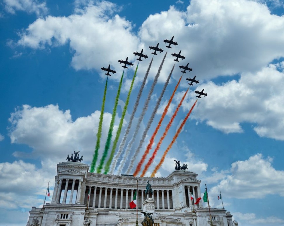 LA FESTA DELLA REPUBBLICA ITALIANA e LE RISSE A PESCHIERA DEL&nbsp;GARDA