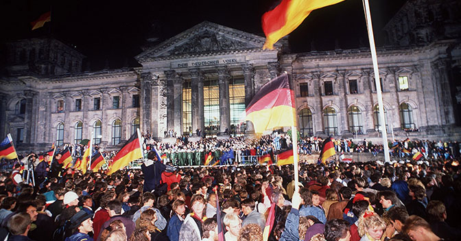 3 Ottobre 1990: Una sola&nbsp;Germania