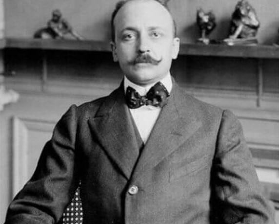 MARINETTI: IL “PADRE” DEL&nbsp;FUTURISMO